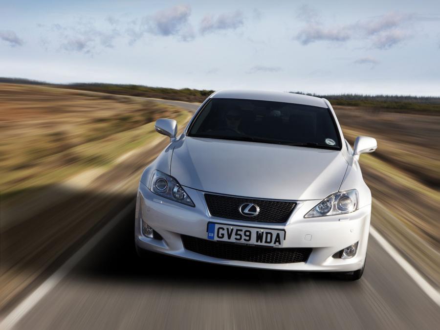  Lexus IS250 F-Sport 2010 года  (UK) (фото 6 из 29)